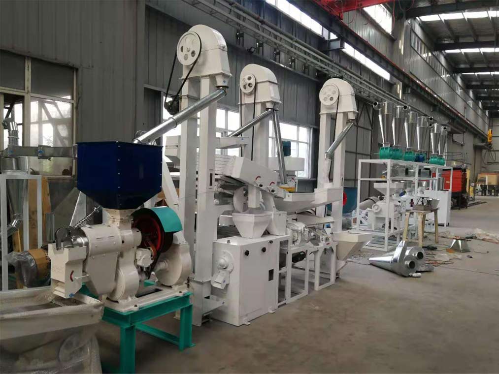 全自動(dòng)碾米機(jī).jpg 全自動(dòng)碾米機(jī).jpg